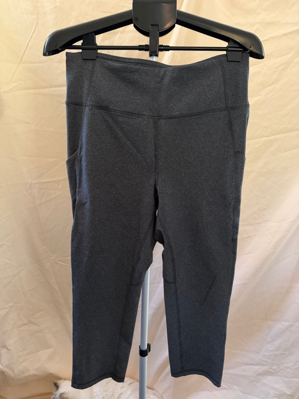 tek gear Charcoal Cropped Performance Leggings